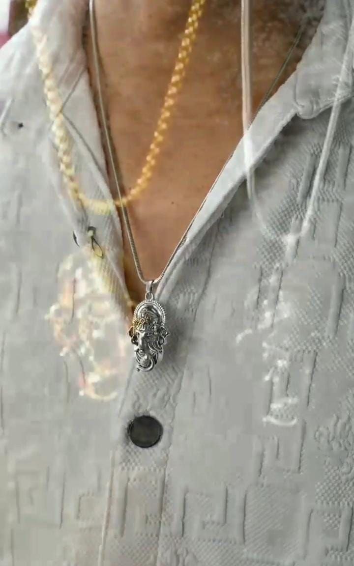 Ganesha Pendant With Chain