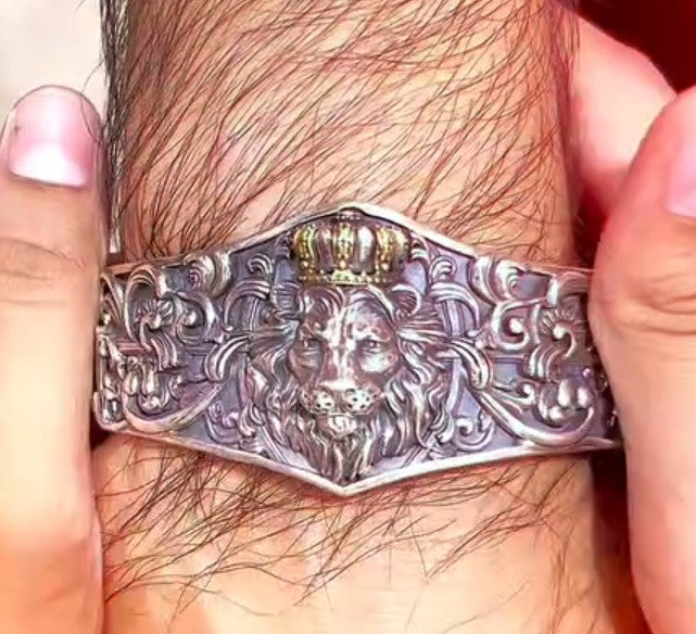 Lion Power Kada