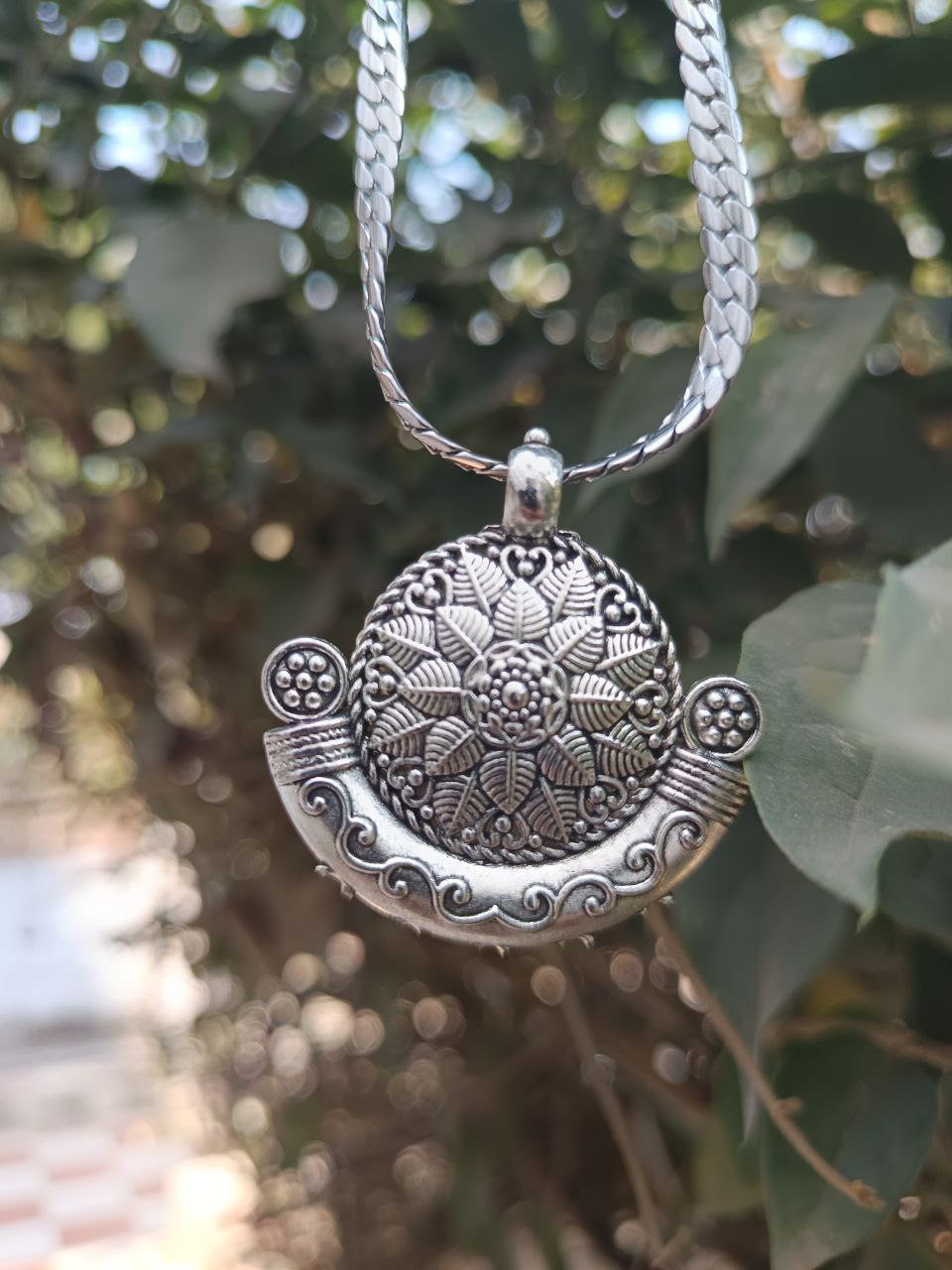 kavach Kundal Pendant With Chain