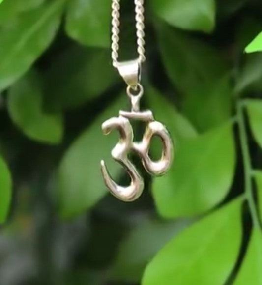 OM Naam Pendant With Chain