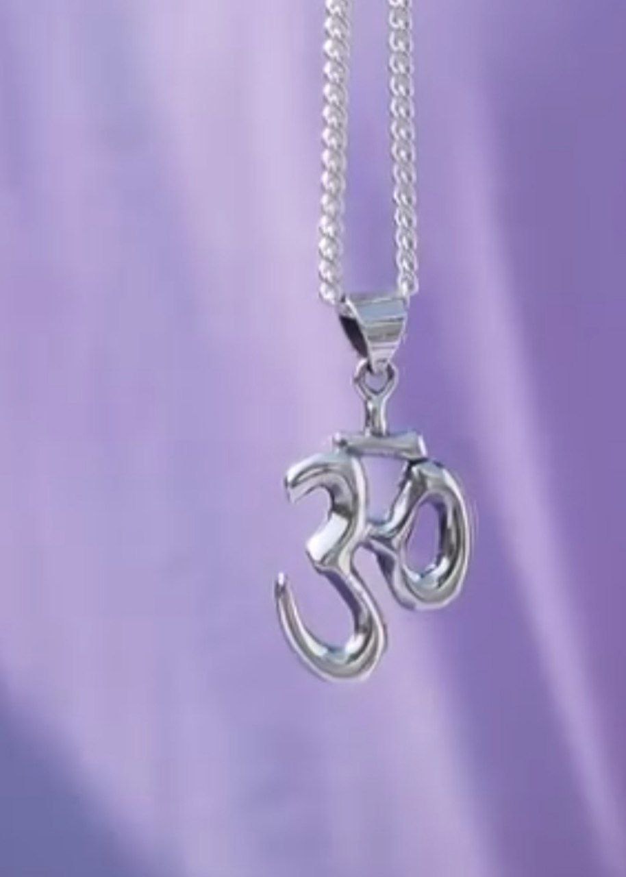 OM Naam Pendant With Chain