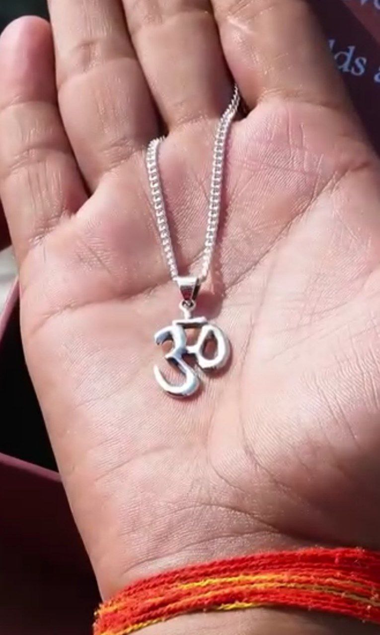 OM Naam Pendant With Chain