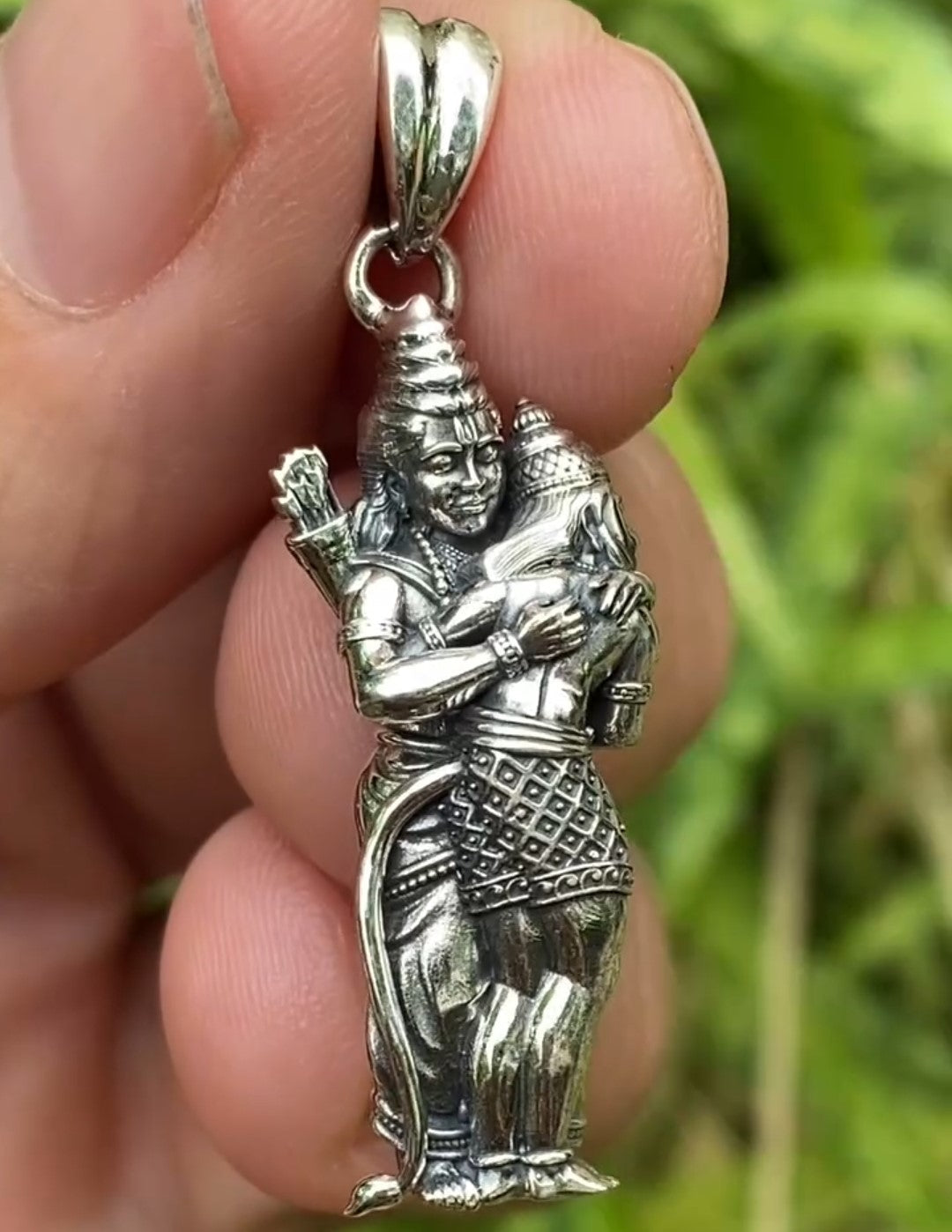 Shree Ramji-Hanumaanji Bhet Pendant with Chain