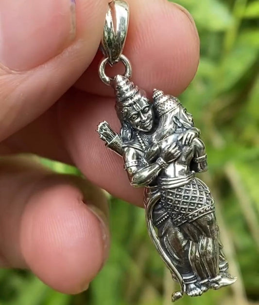 Shree Ramji-Hanumaanji Bhet Pendant with Chain