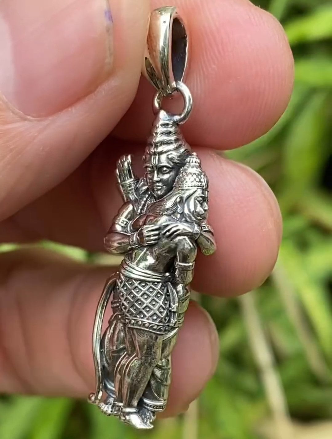 Shree Ramji-Hanumaanji Bhet Pendant with Chain