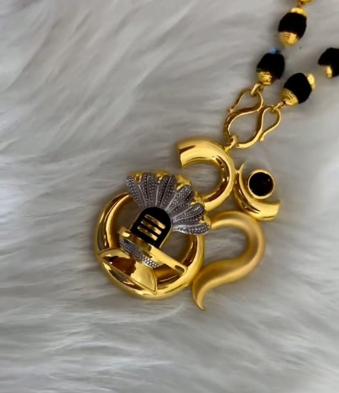 Om Shivling Pendant With Chain