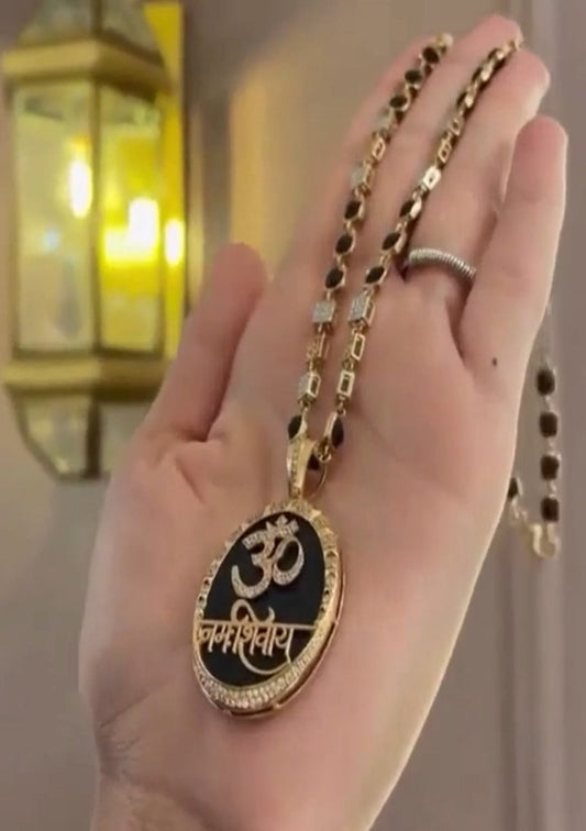Namah Shivaay Pendant With Chain