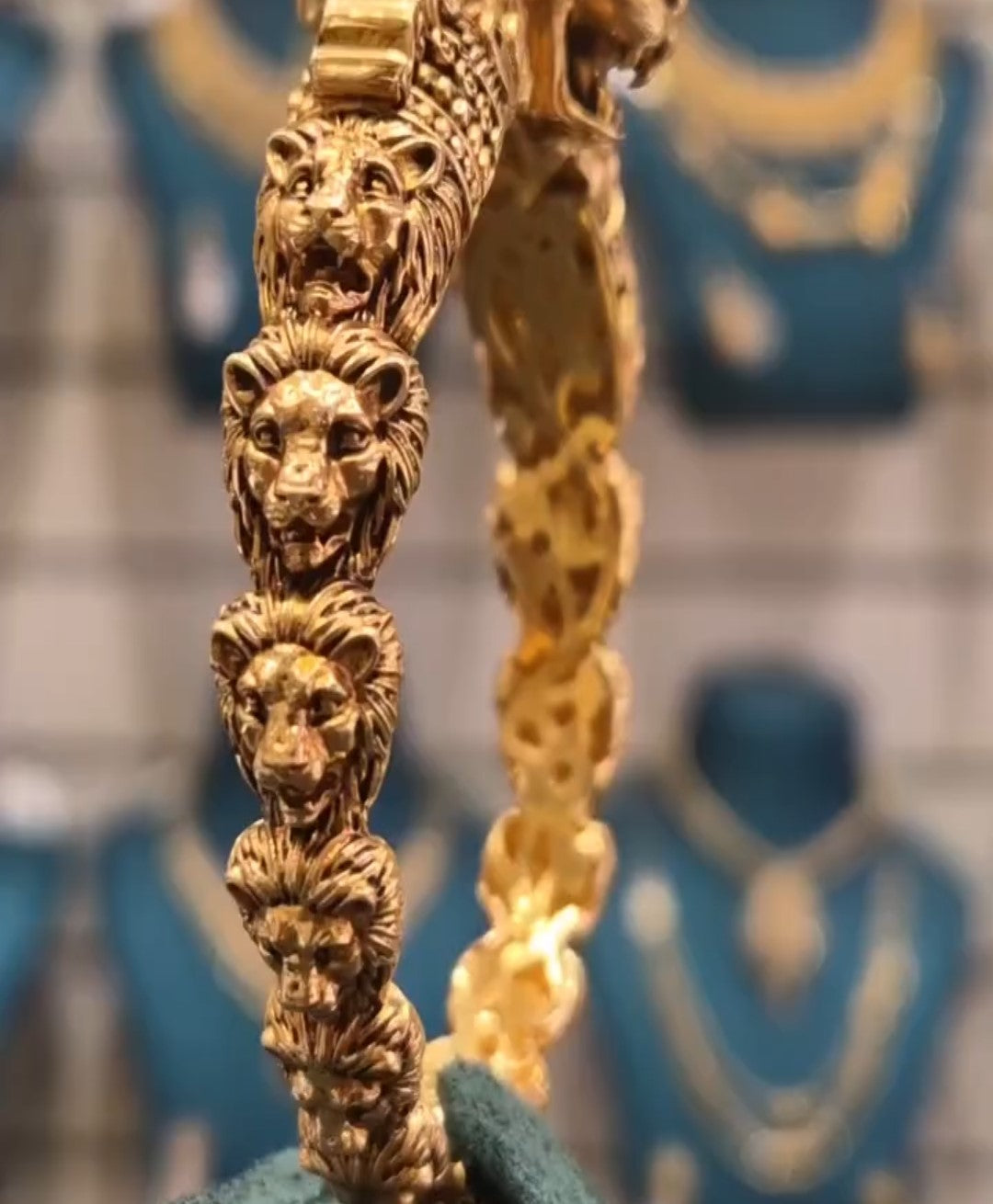 Maharaja Design Kada